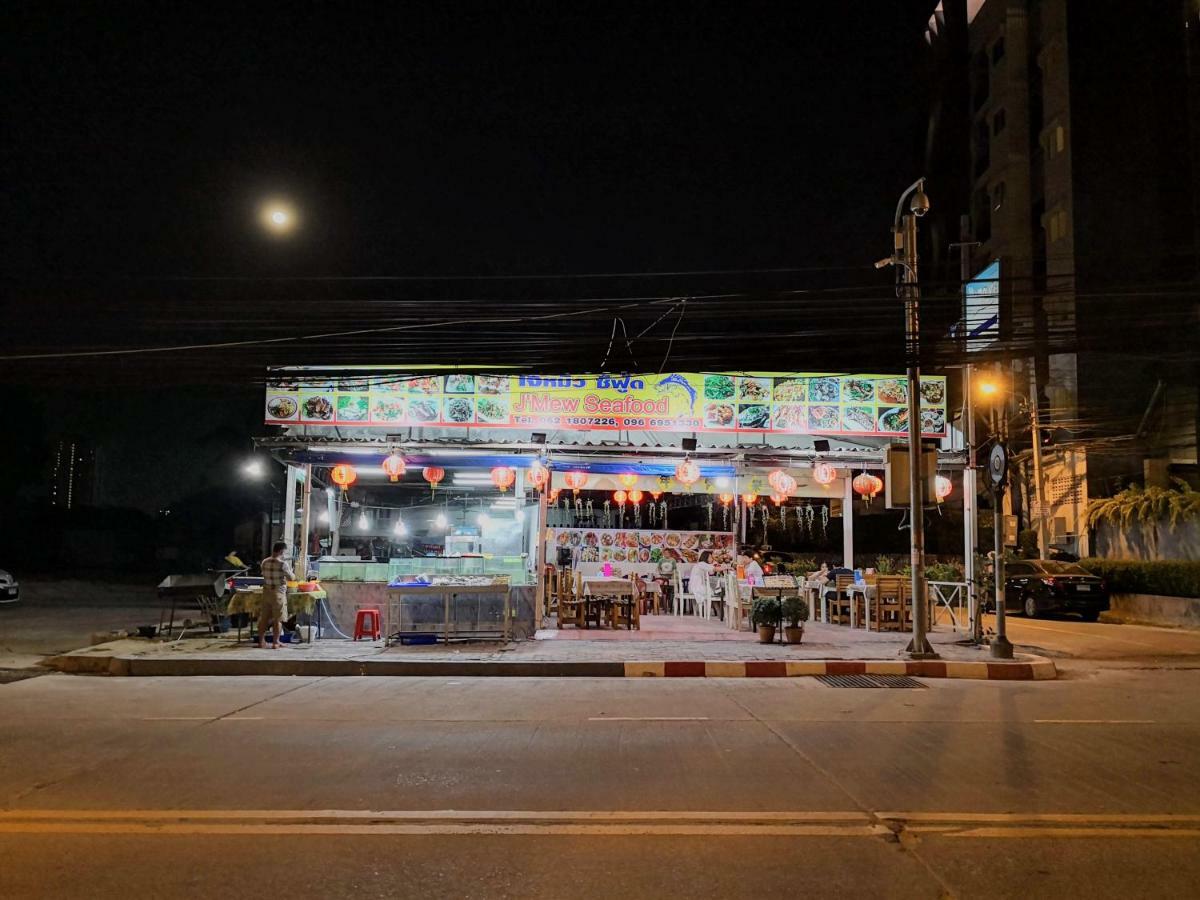 Hostel Asleep By Lantana Pattaya Exteriér fotografie